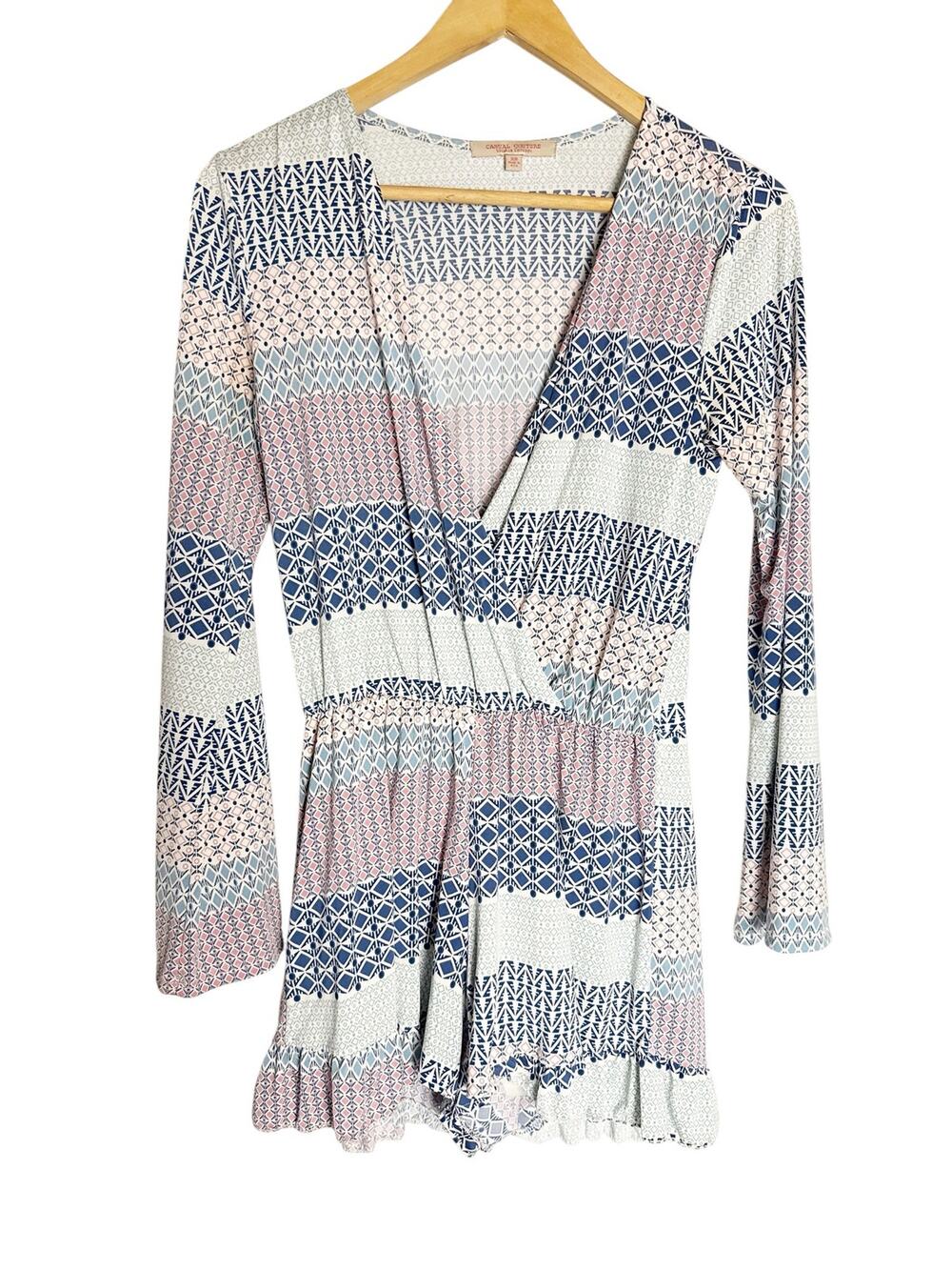 Casual Couture Blue Geometric Striped Bohemian Long Sleeve V-Neck Romper Size XS